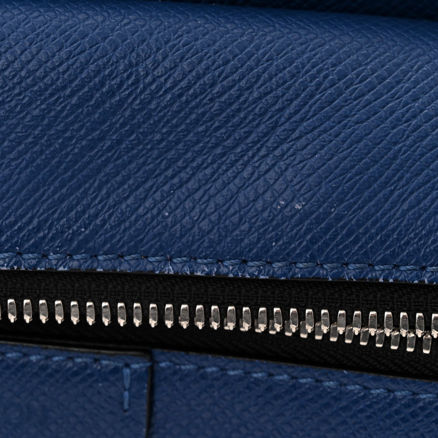 Louis Vuitton Taiga Outdoor Bumbag Cobalt 12 of 13