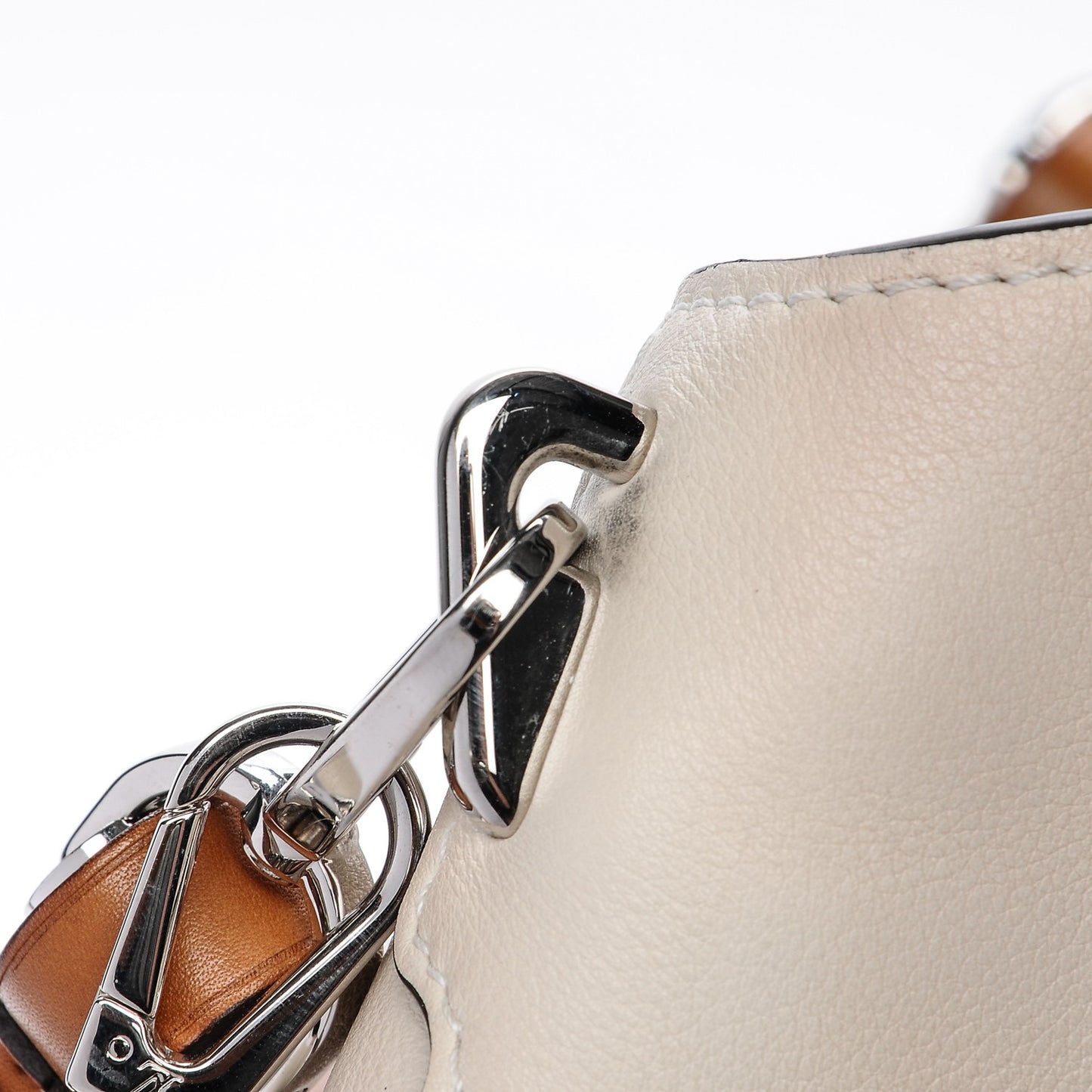 Veau Soie Calfskin Parnassea Bagatelle Hobo Blanc Casse