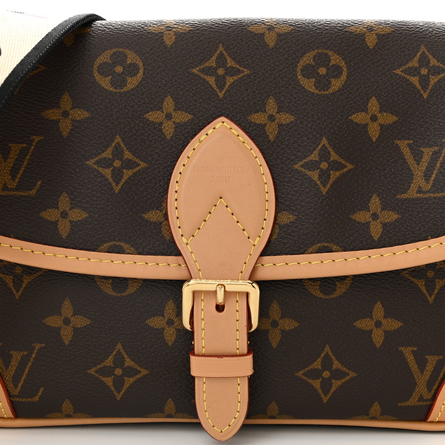Monogram Diane Black