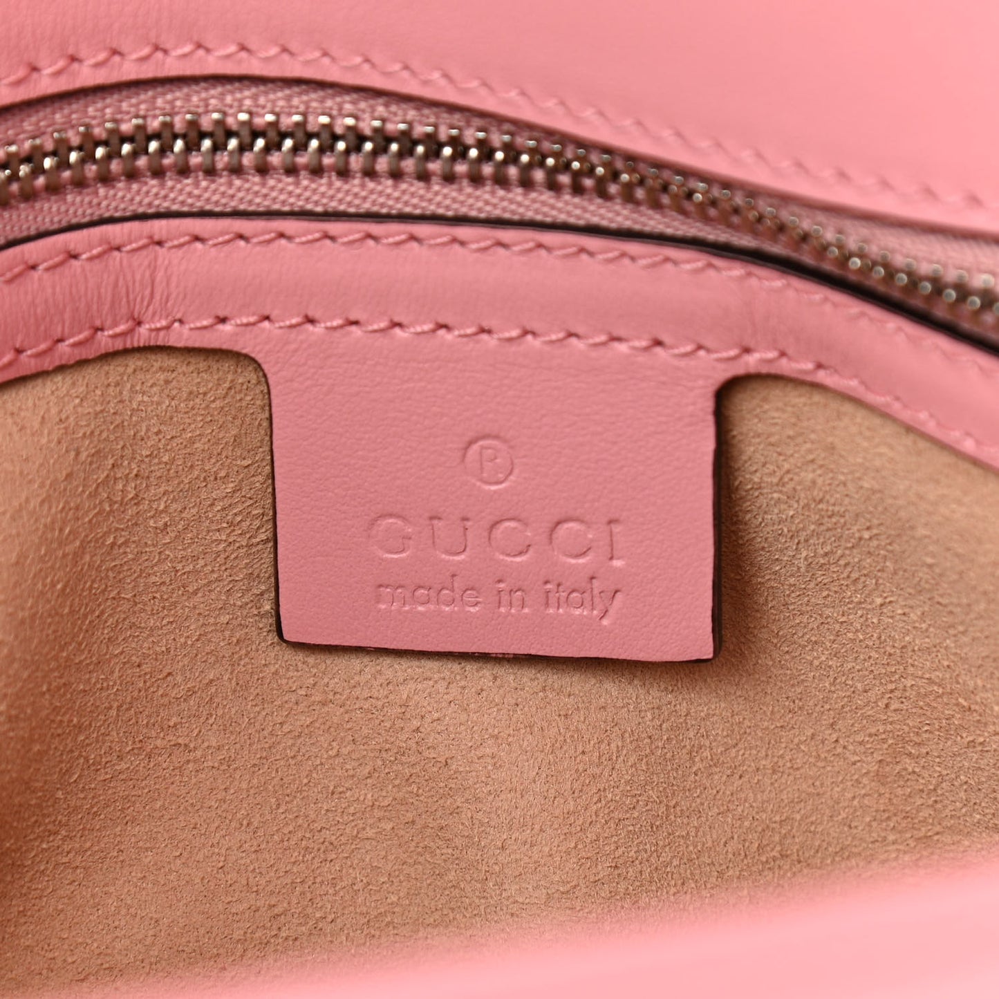 Calfskin Matelasse Medium GG Marmont Shoulder Bag Wild Rose