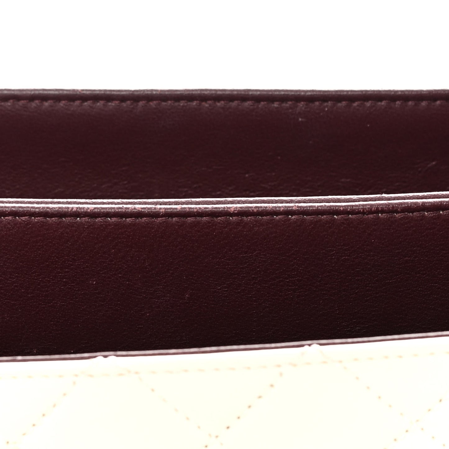Sheepskin Quilted Beauty Lock Flap White