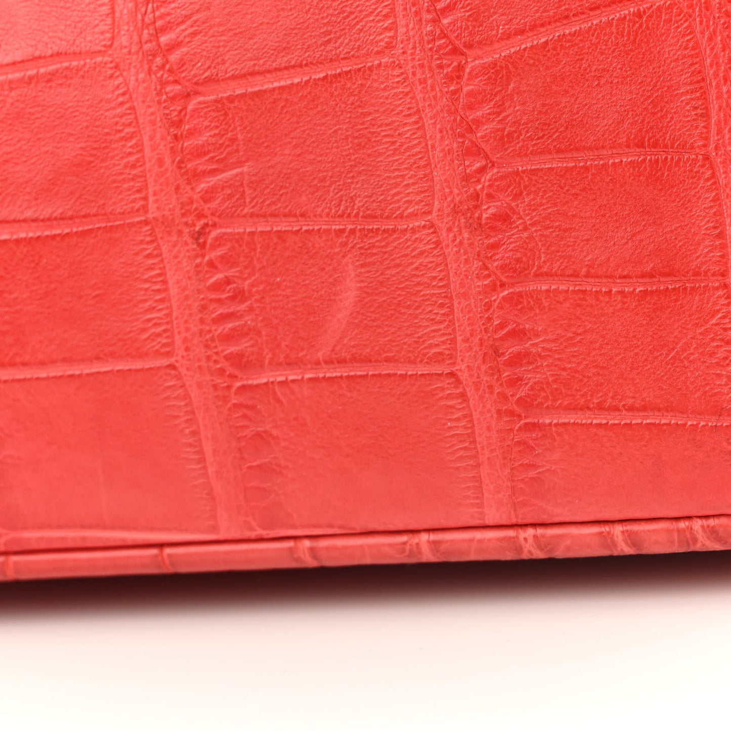 Matte Alligator Jumbo Double Flap Red