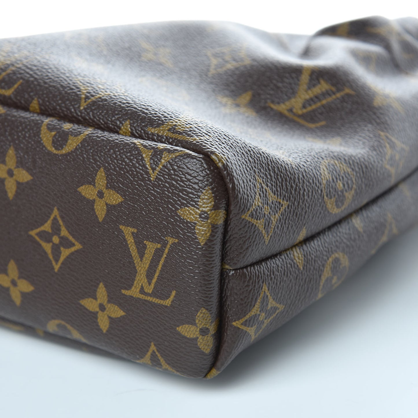 Monogram Pouch Noe Fuchsia