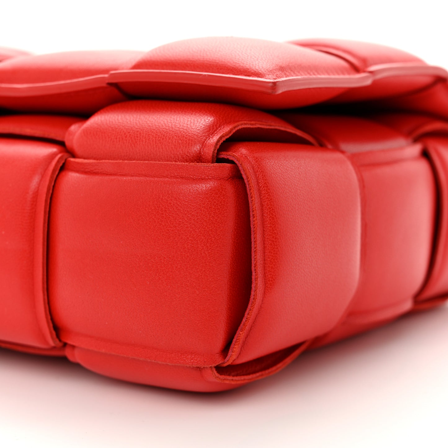 Lambskin Maxi Intreccio Padded Chain Cassette Crossbody Bag Nail Polish
