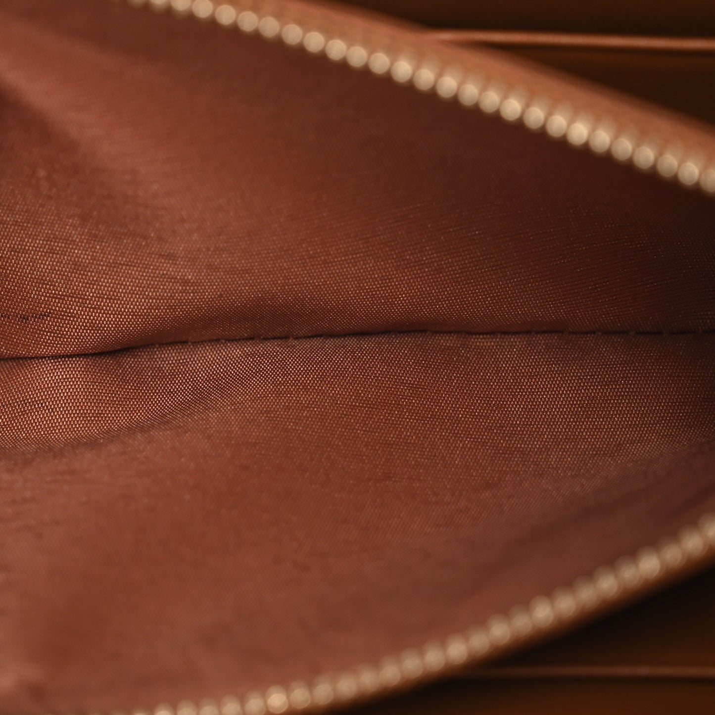 Visetos Large Zip Around Wallet Cognac