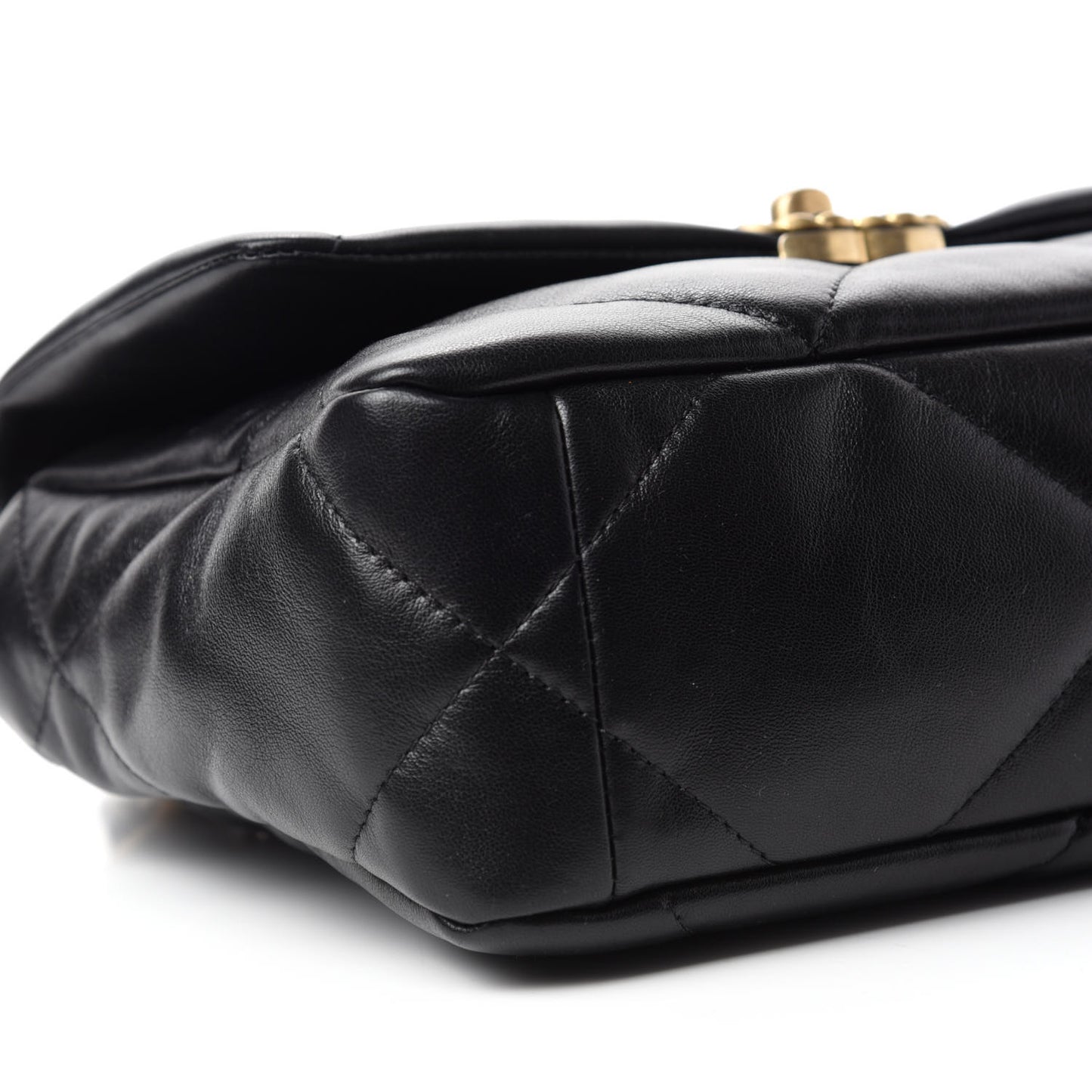 Lambskin Quilted Medium 19 Flap Black