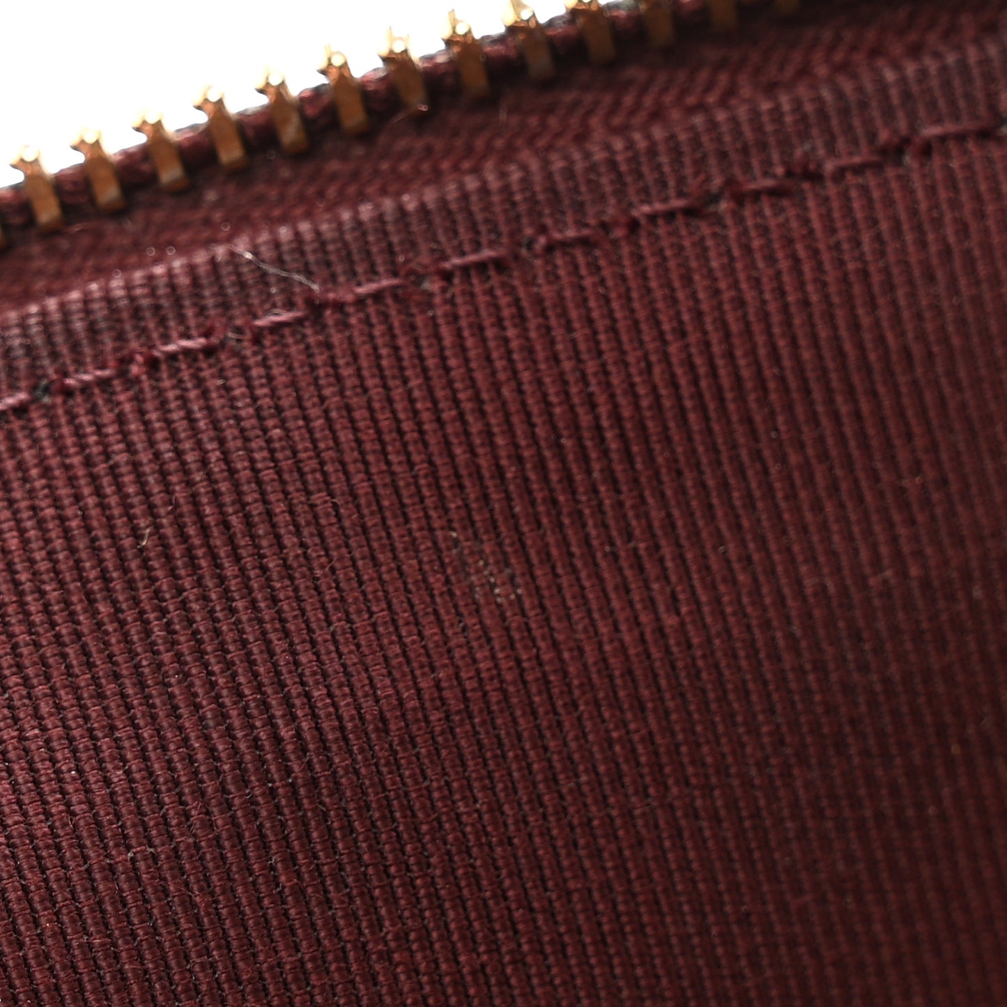 Caviar Quilted Medium Cosmetic Case Black