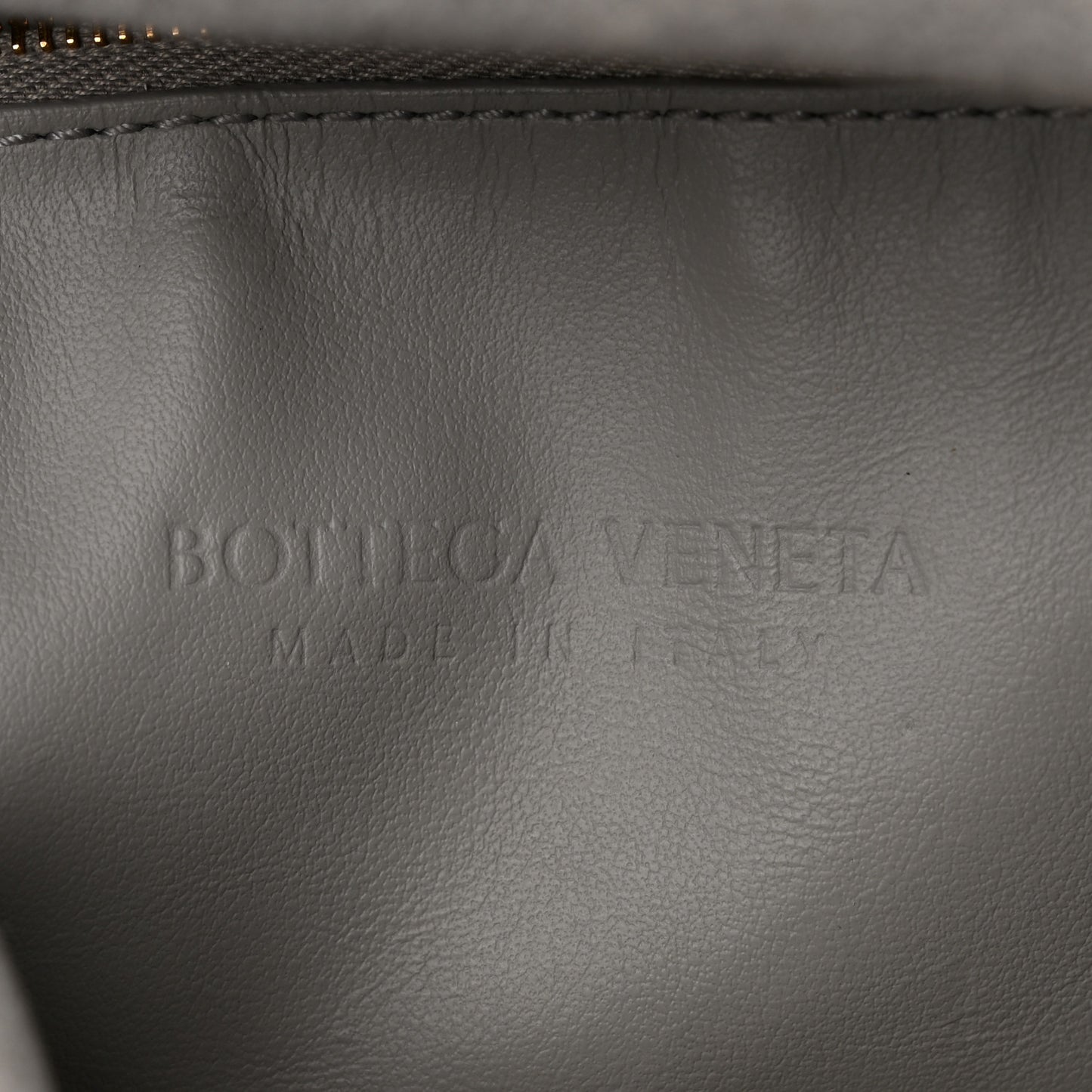 Suede Intrecciato Small Hop Sterling
