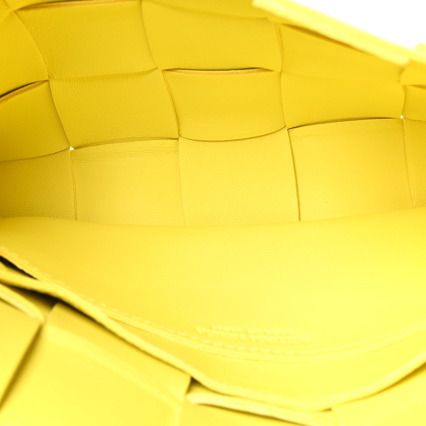 Lambskin Maxi Intreccio Small Cassette Crossbody Bag Sherbert