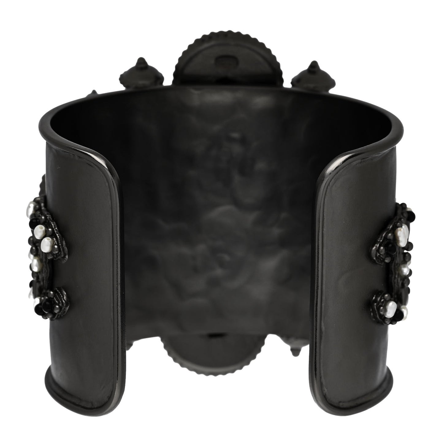 Resin Gripoix Pearl CC Wide Cuff Dark Silver