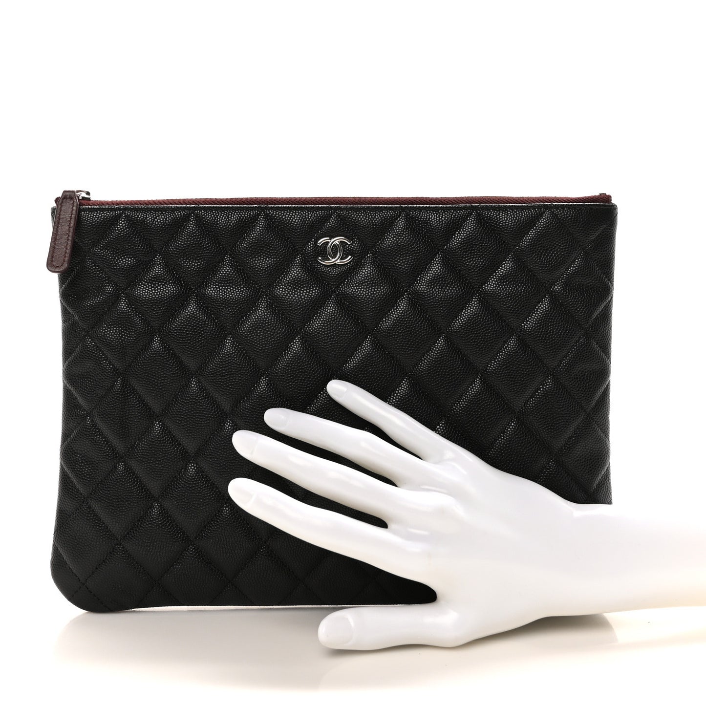 Caviar Quilted Medium Cosmetic Case Black
