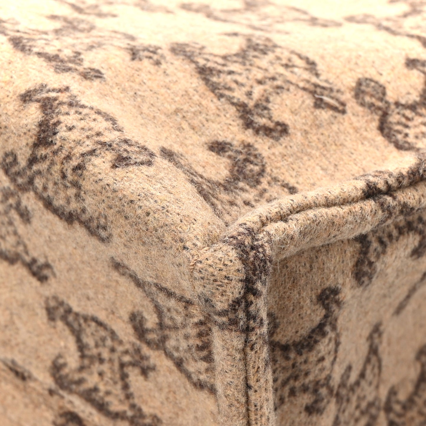 Canvas Calfskin Triomphe Large Cabas Thais Camel