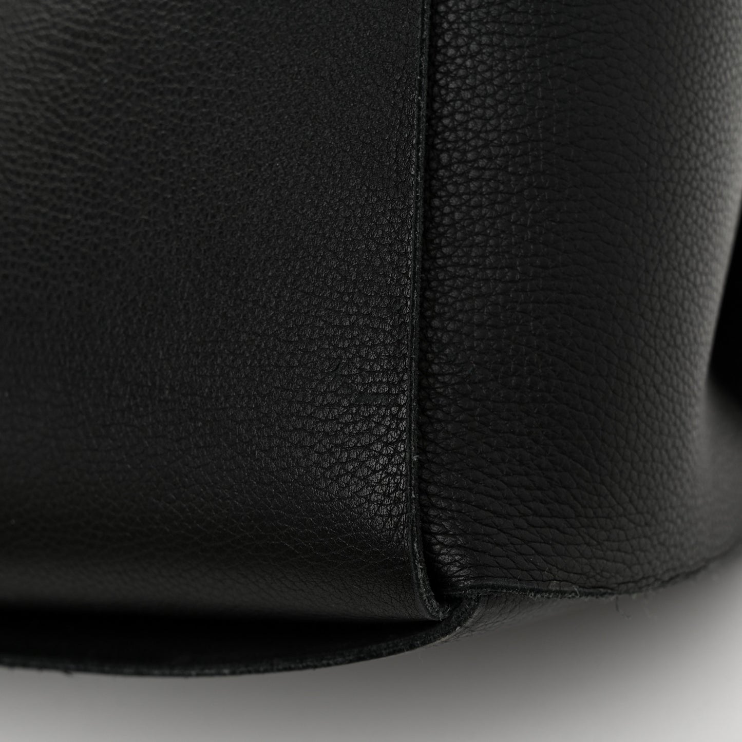 Nappa Maxi Intrecciato Arco Tote Black