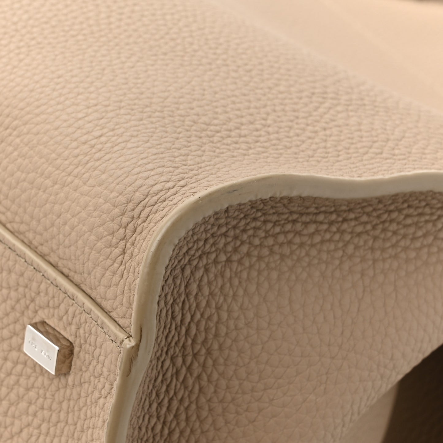 Grained Calfskin Soft Margaux 17 Dark Taupe