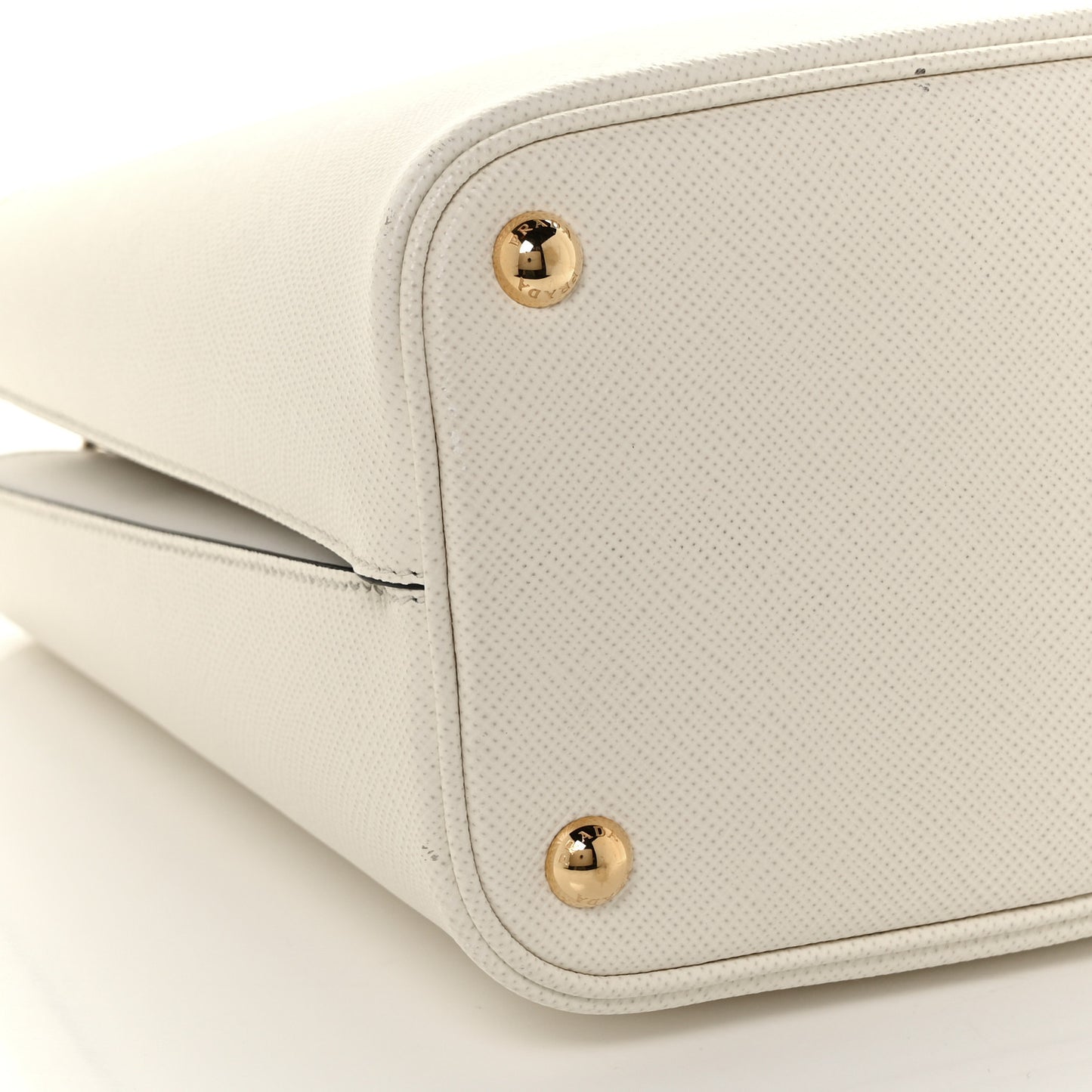 Saffiano Cuir Medium Panier Bucket Bag Bianco Black