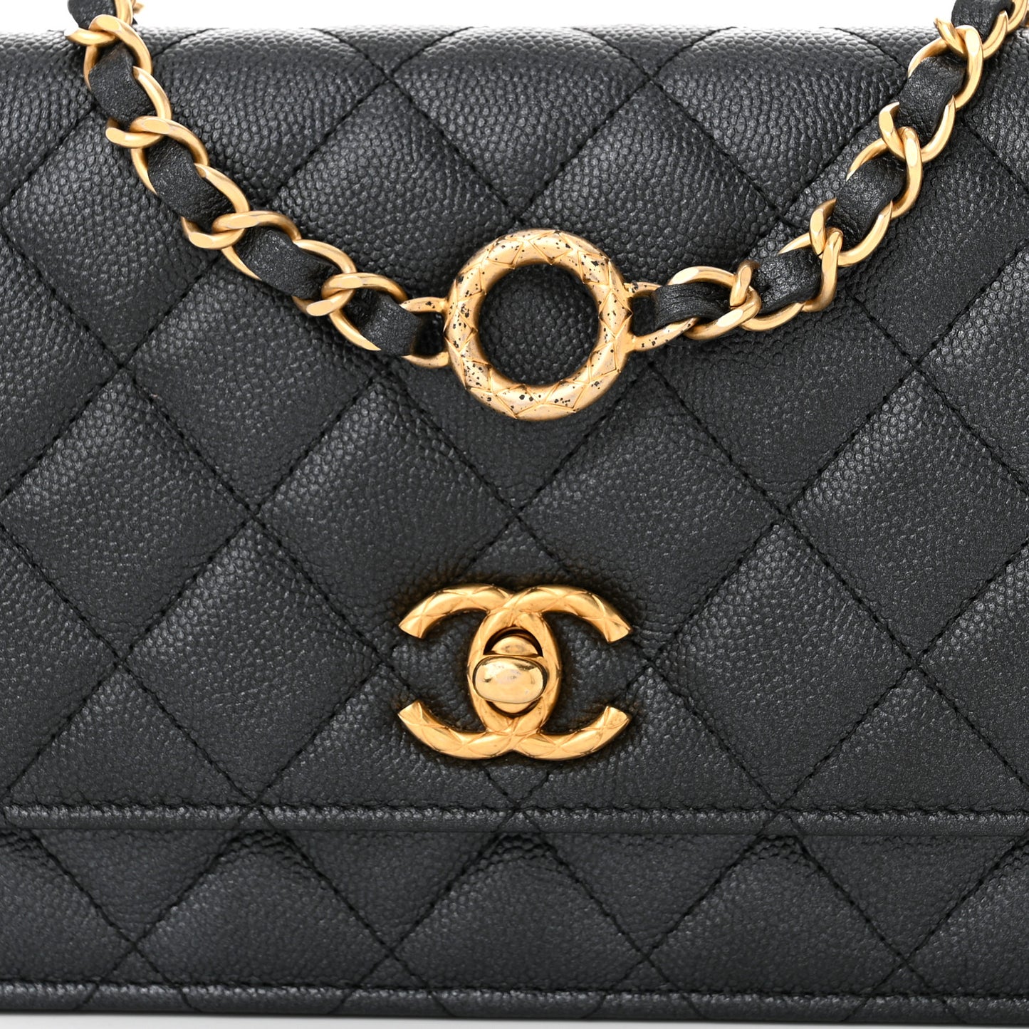 Pearly Caviar Quilted Fit For You Wallet On Chain WOC Black