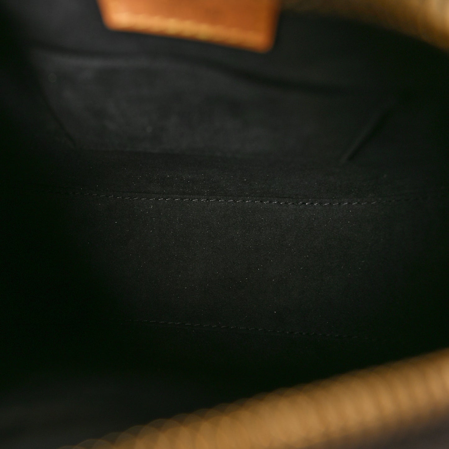 Reverse Monogram Giant Boite Chapeau Souple