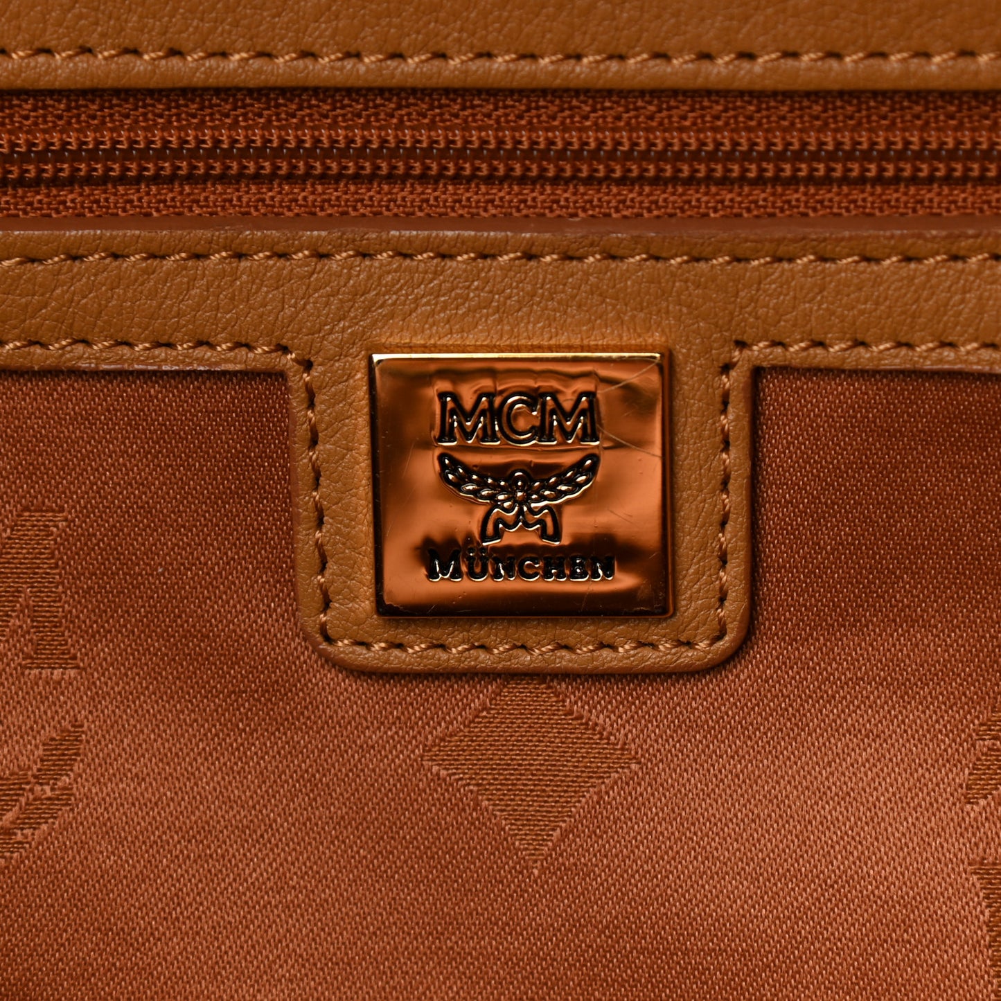 Visetos Medium Sprinkle Stud Stark Backpack Cognac