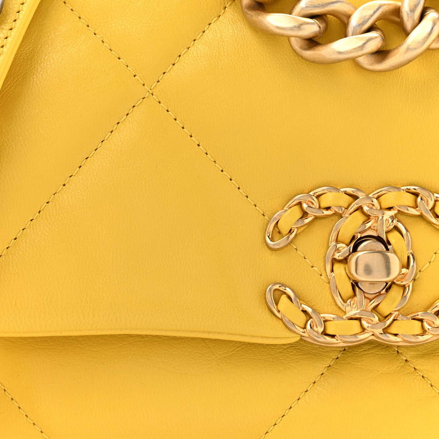 Lambskin Quilted Medium Chanel 19 Flap Yellow