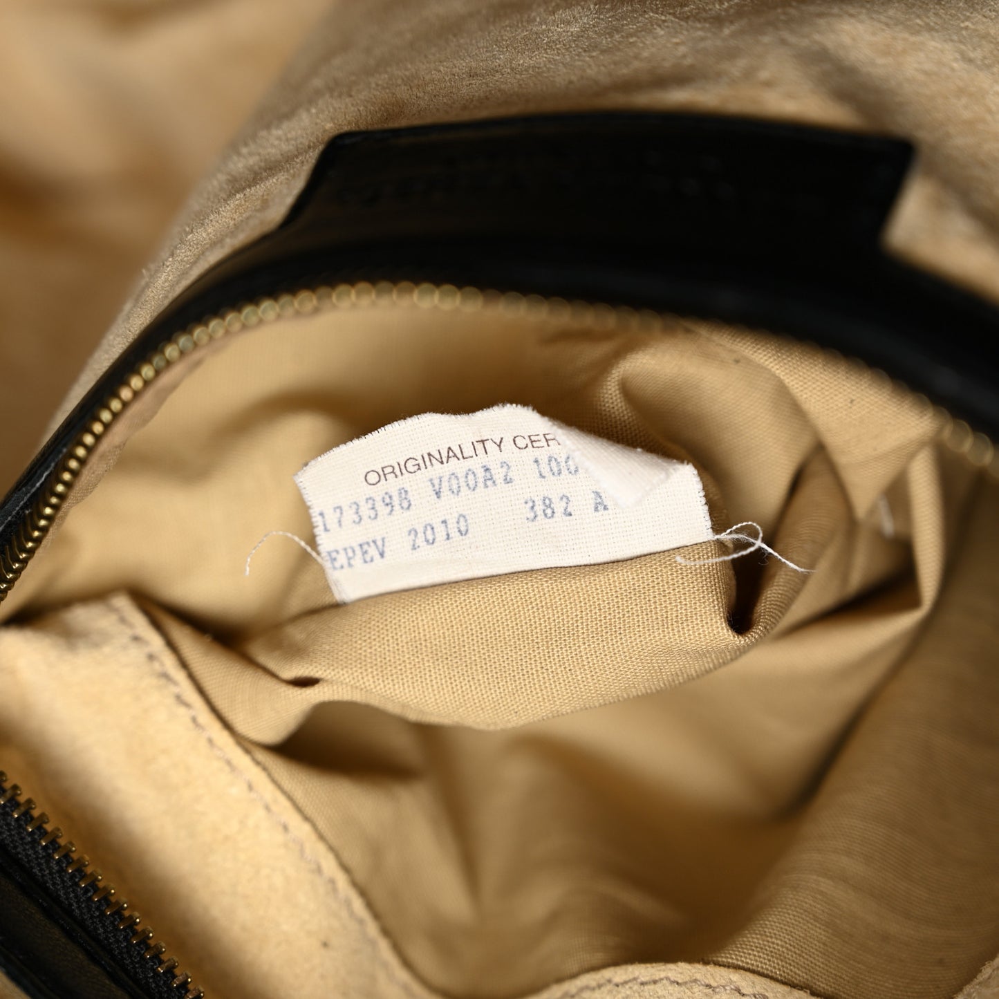 Nappa Intrecciato Montaigne Black
