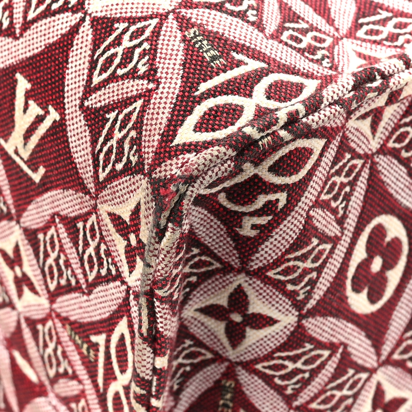 Jacquard Since 1854 Onthego GM Bourdeaux