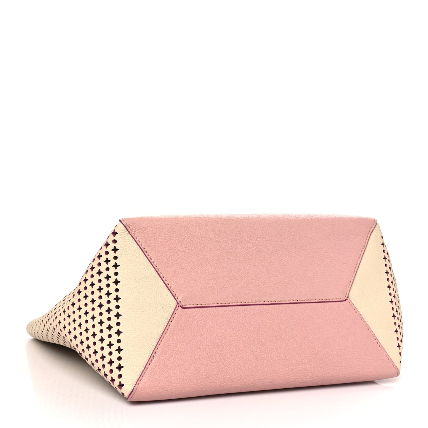 Calfskin Perforated Lockme Cabas Rose Poudre Creme