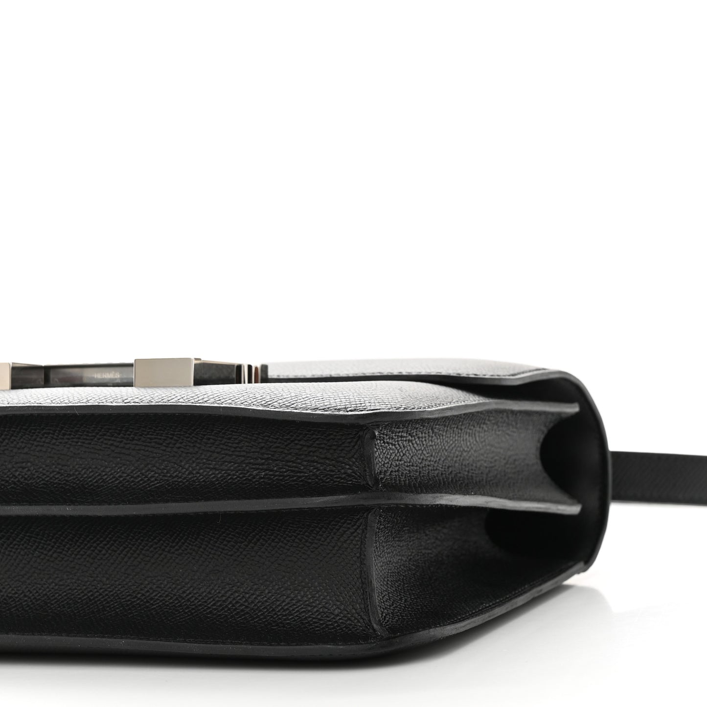 Epsom Constance 24 Black