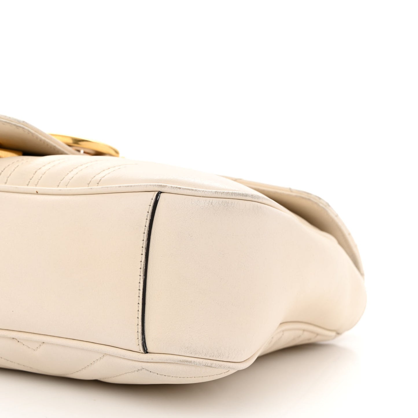 Calfskin Matelasse Medium GG Marmont Shoulder Bag White