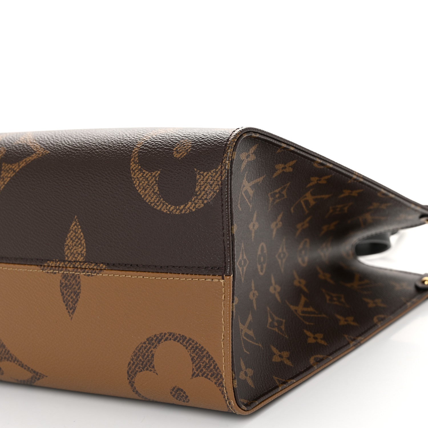 Louis Vuitton Reverse Monogram Giant Onthego MM 9 of 9