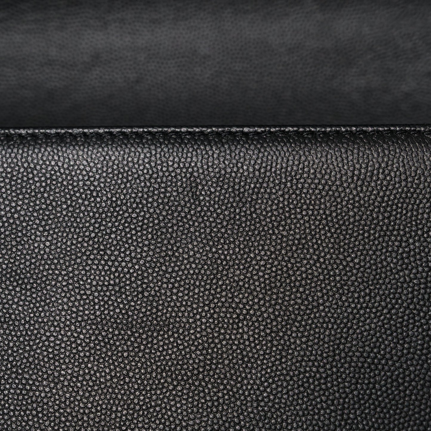 Caviar Quilted New Medium Boy Flap So Black