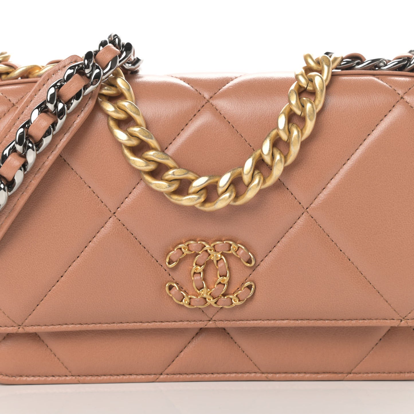 Lambskin Quilted 19 Wallet On Chain WOC Brown