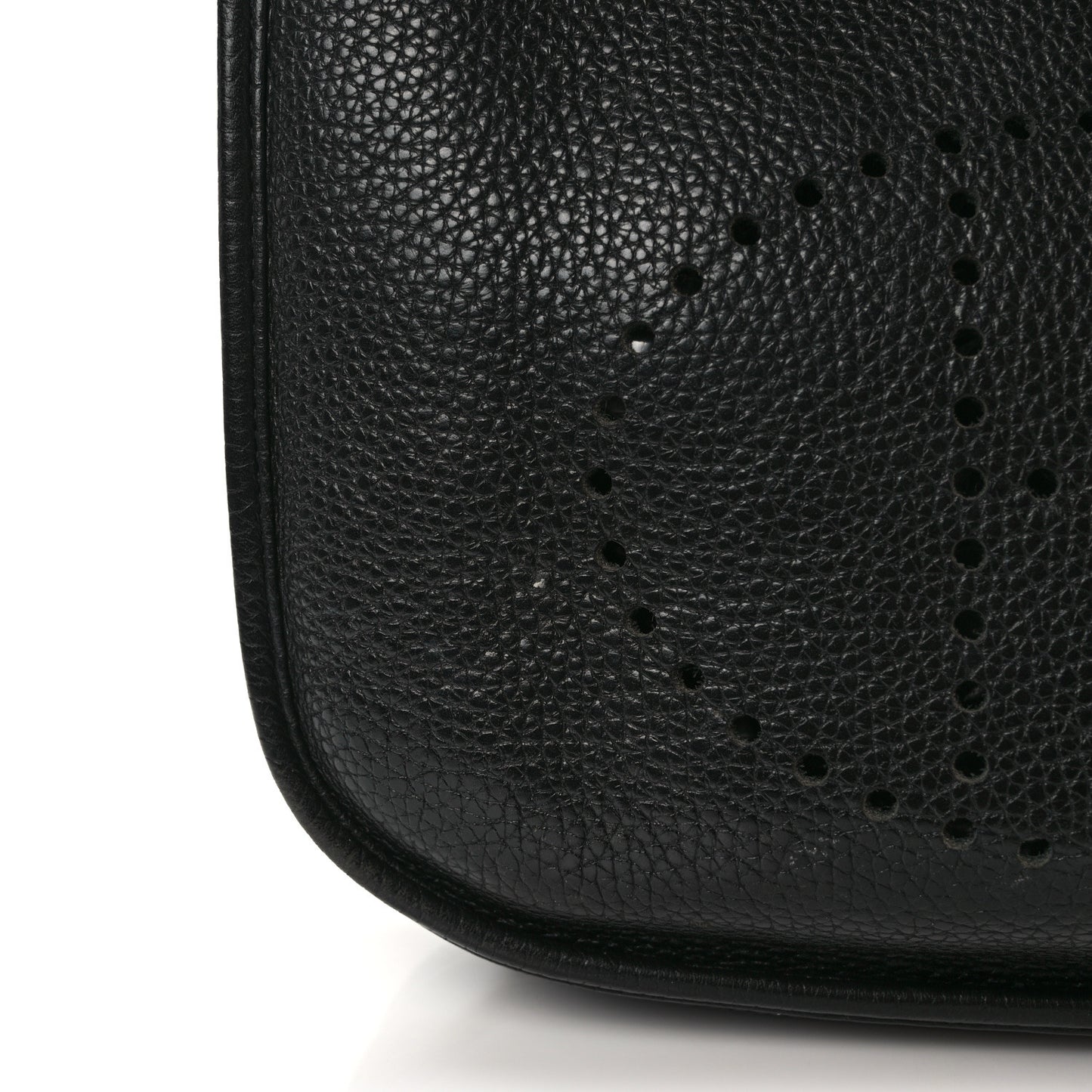 Taurillon Clemence Evelyne III PM Black