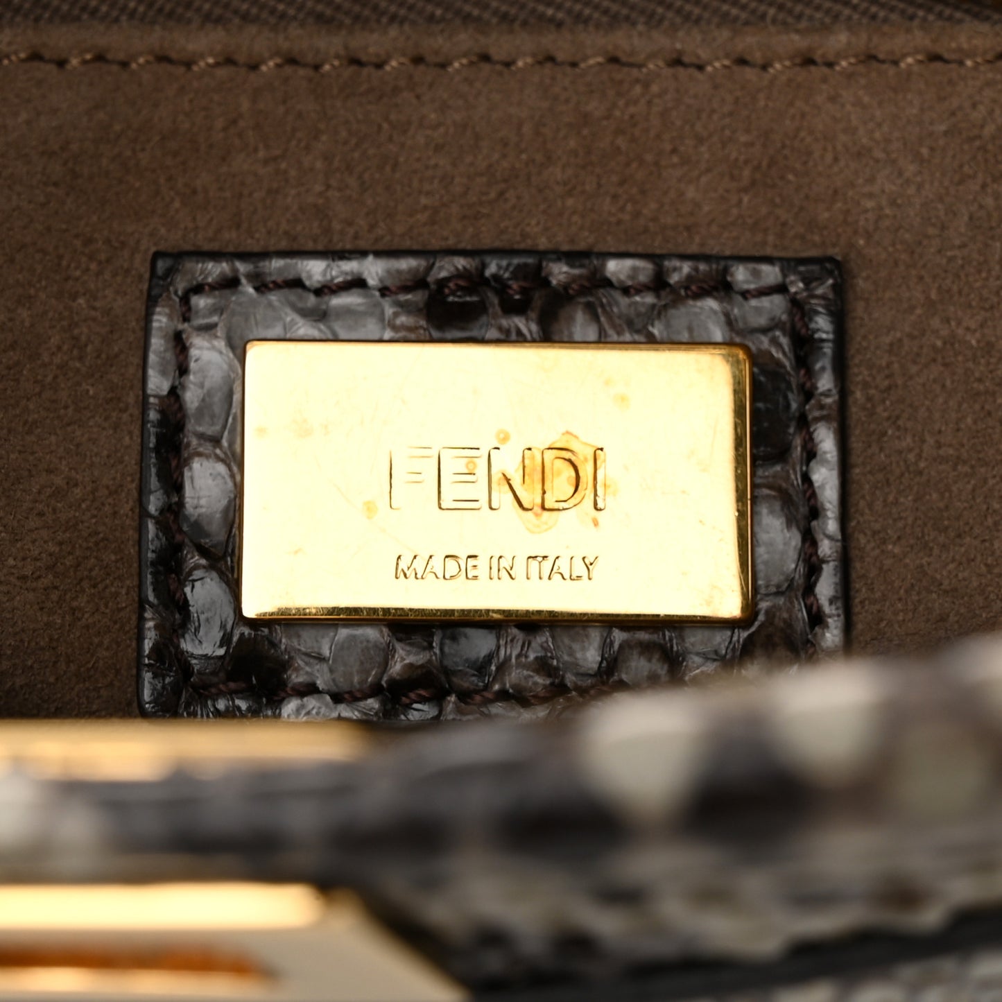 Snakeskin Camoscio Mini Peekaboo Iconic Satchel Asfalto Nocciola