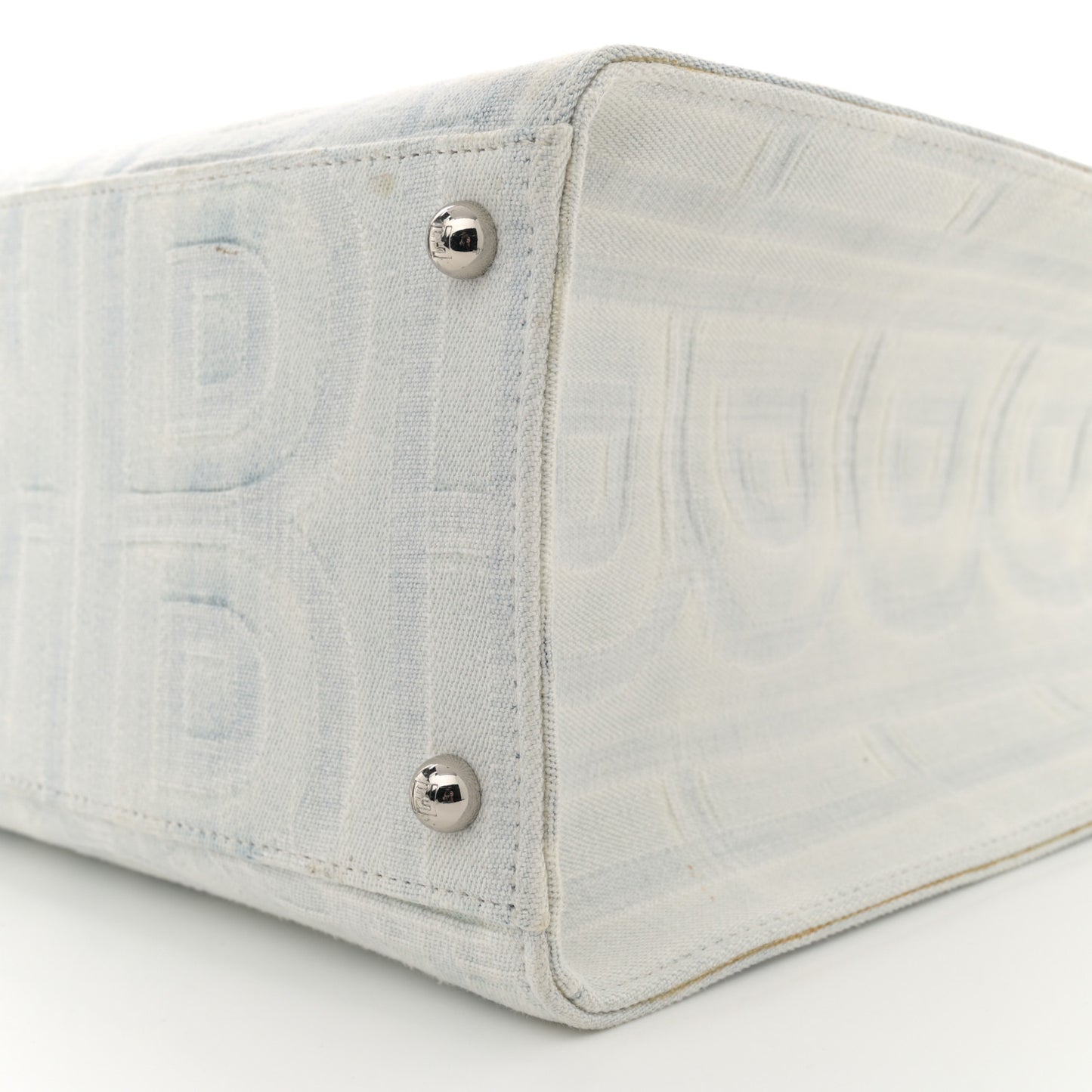 X MARC JACOBS Bleached Denim Vitello King Plexiglass Logo Medium Sunshine Shopper Tote Off White