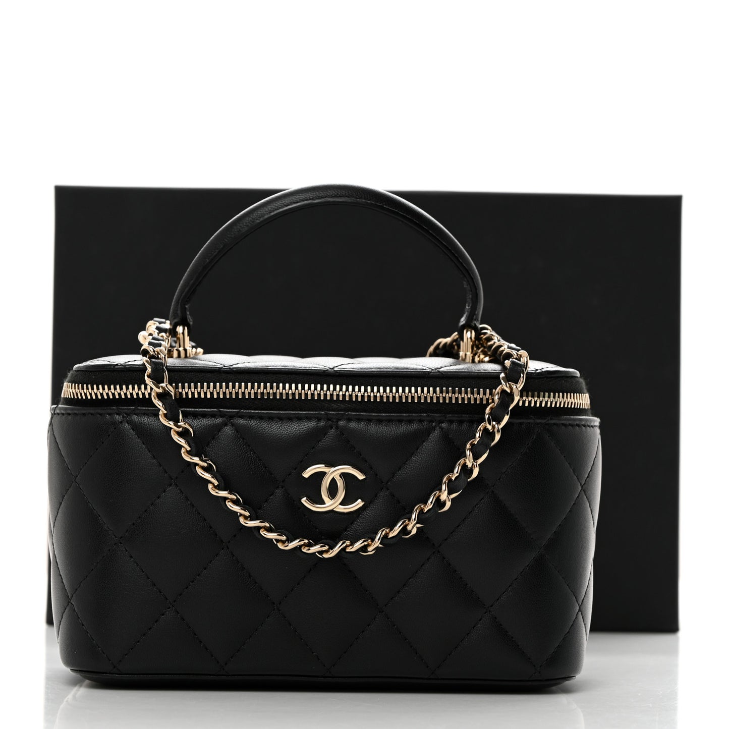 Lambskin Quilted Small Top Handle Vanity Case With Chain Black