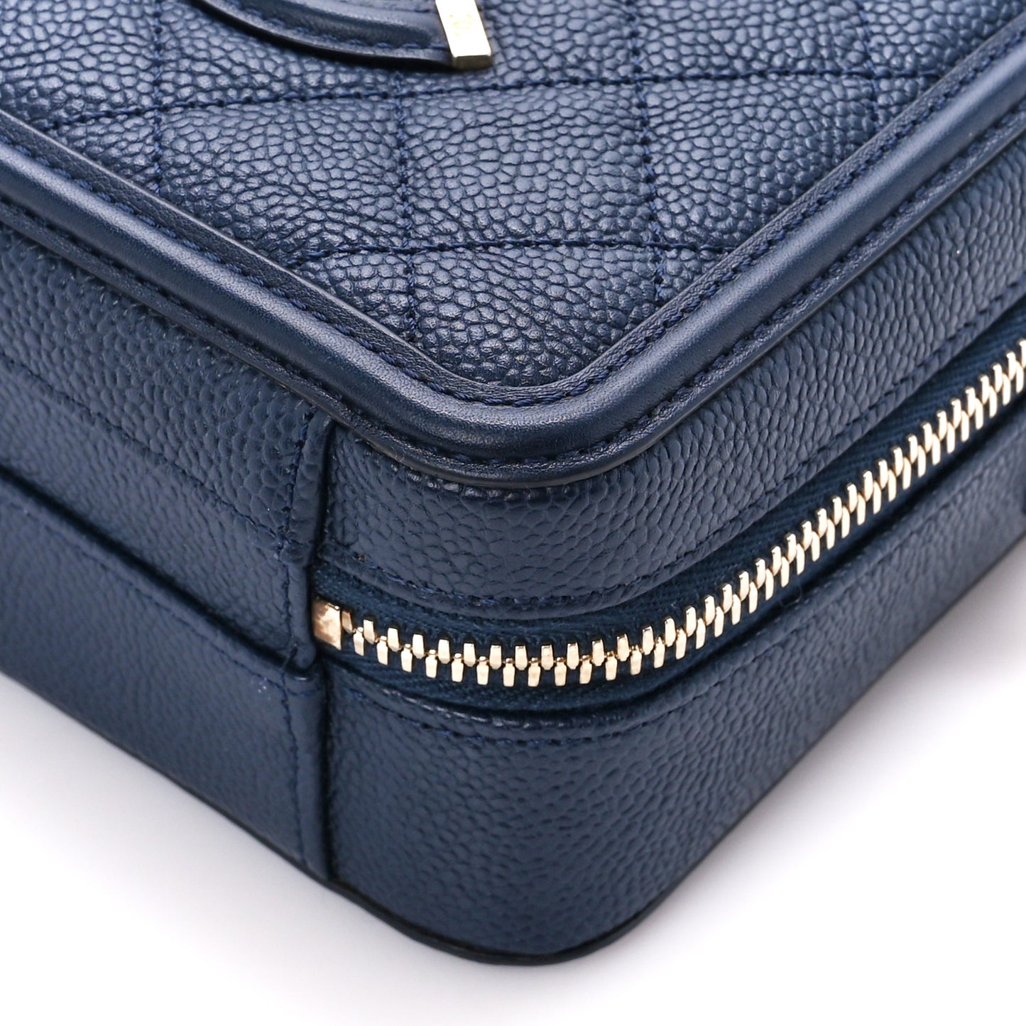 Caviar Quilted Small CC Filigree Vanity Case Navy