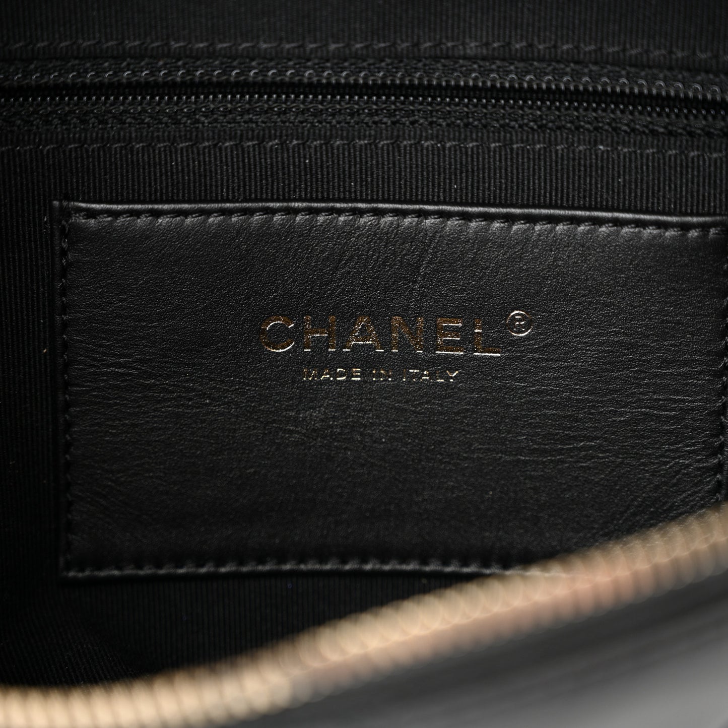 Lambskin Enamel Quilted Waist Bag Black