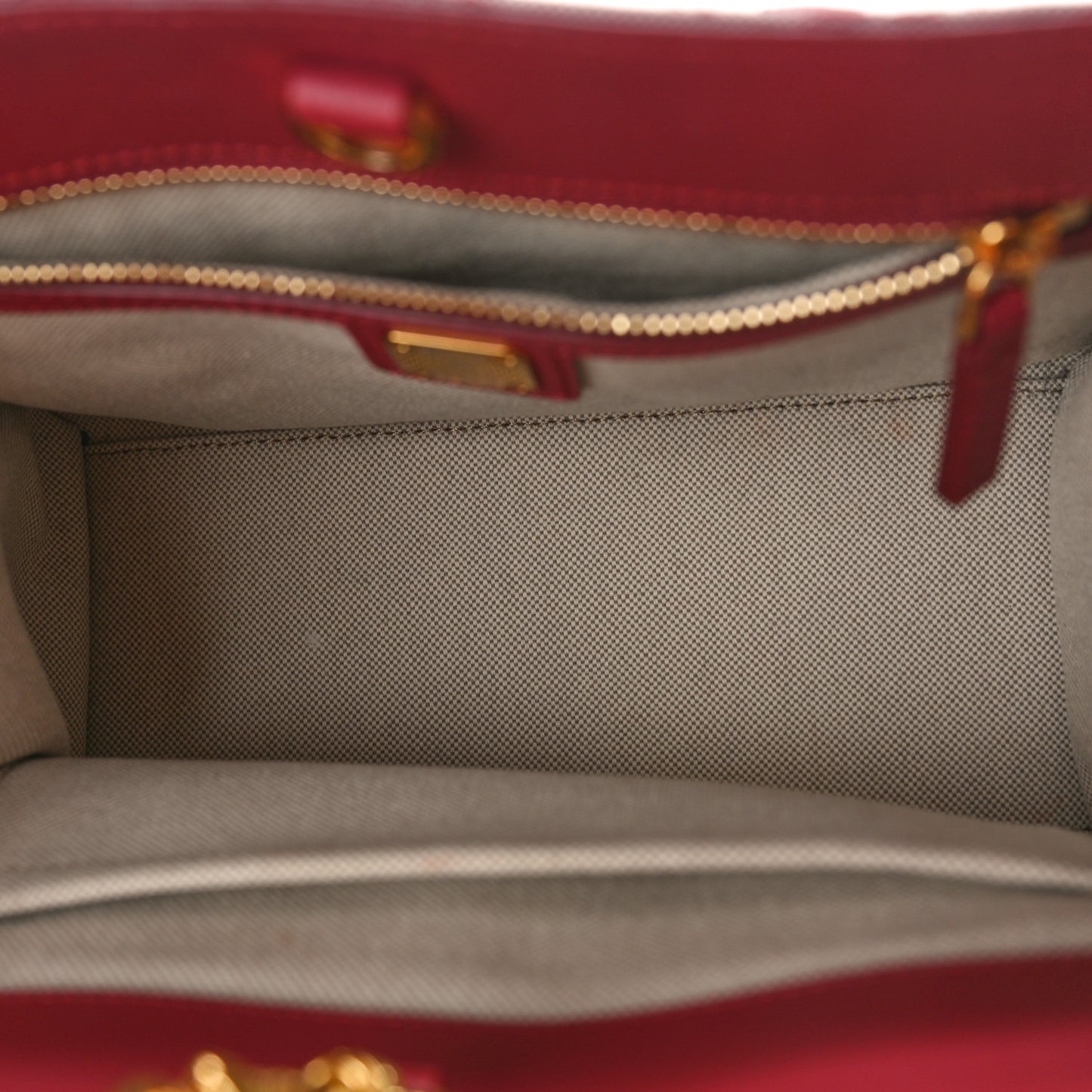 Vintage Jacquard Monogram Small Munchen Tote Red