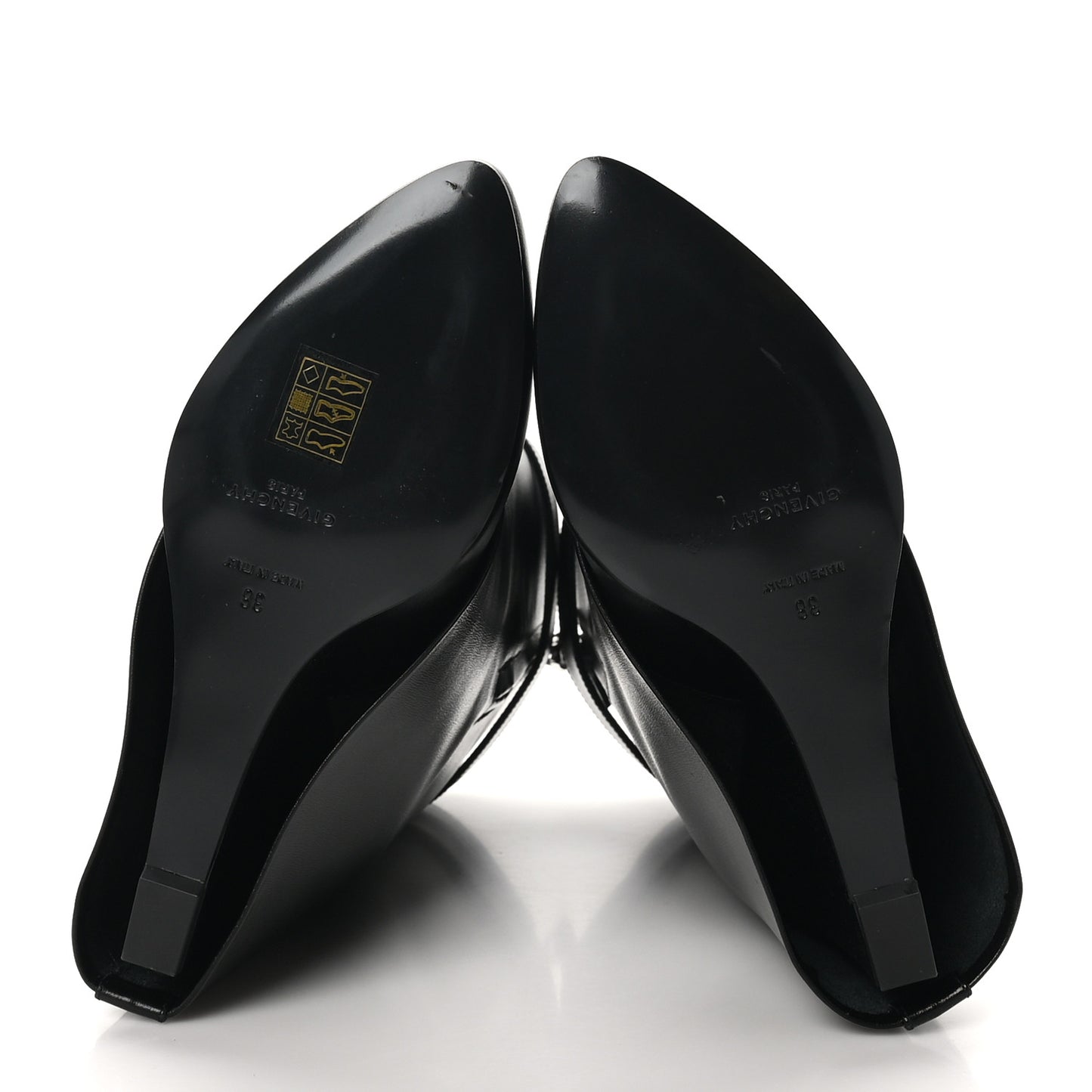Calfskin Shark Lock Ankle Boots 38 Black