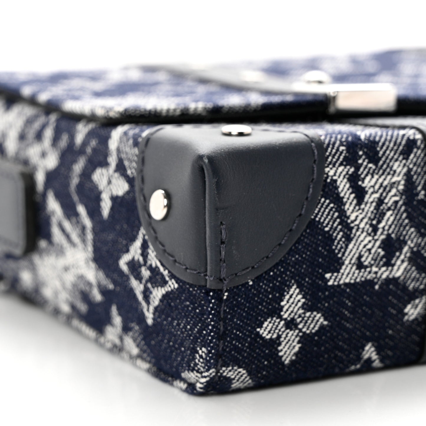 Monogram Tapestry Trunk Messenger Bleu