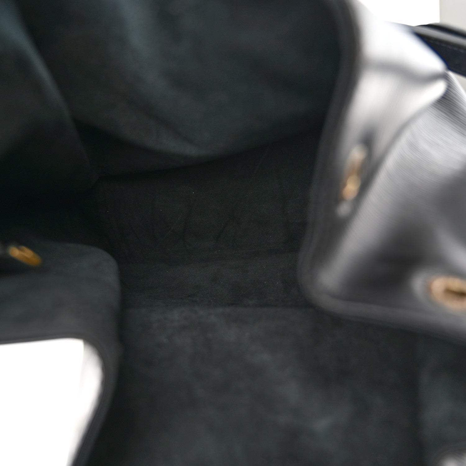 Louis Vuitton Epi Noe Black 5 of 10