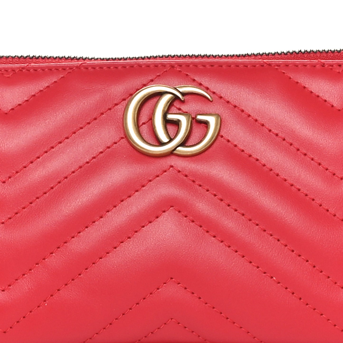 Calfskin Matelasse Chevron GG Marmont Sling Shoulder Bag Rosso