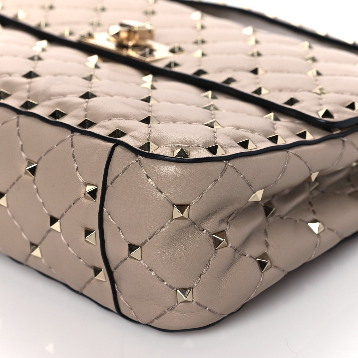 Lambskin Medium Rockstud Spike Shoulder Bag Poudre