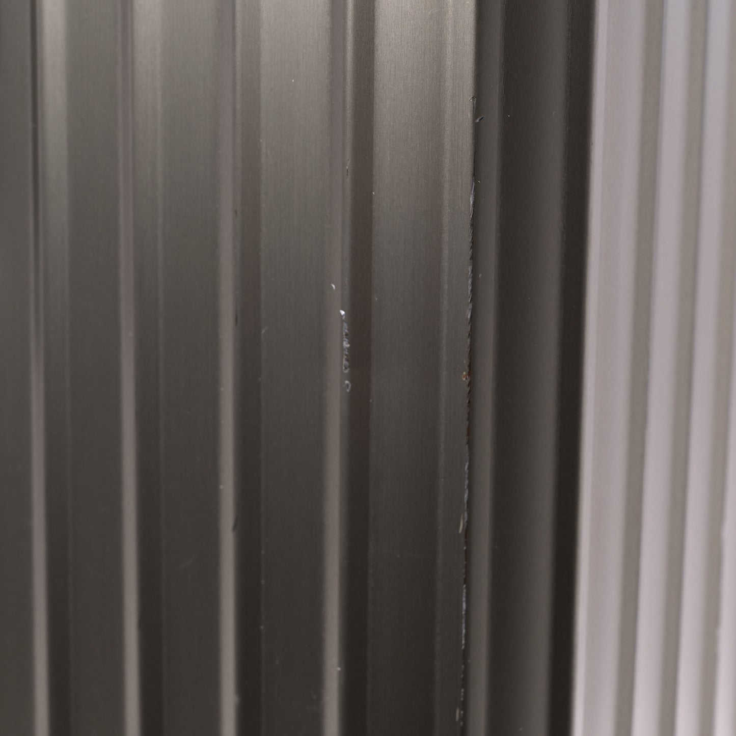 Aluminum Original Trunk Titanium
