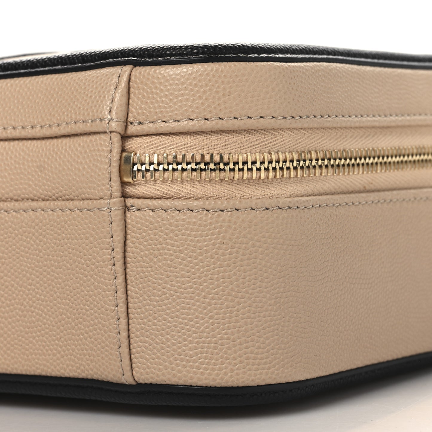 Caviar Quilted Medium CC Filigree Vanity Case Beige Black