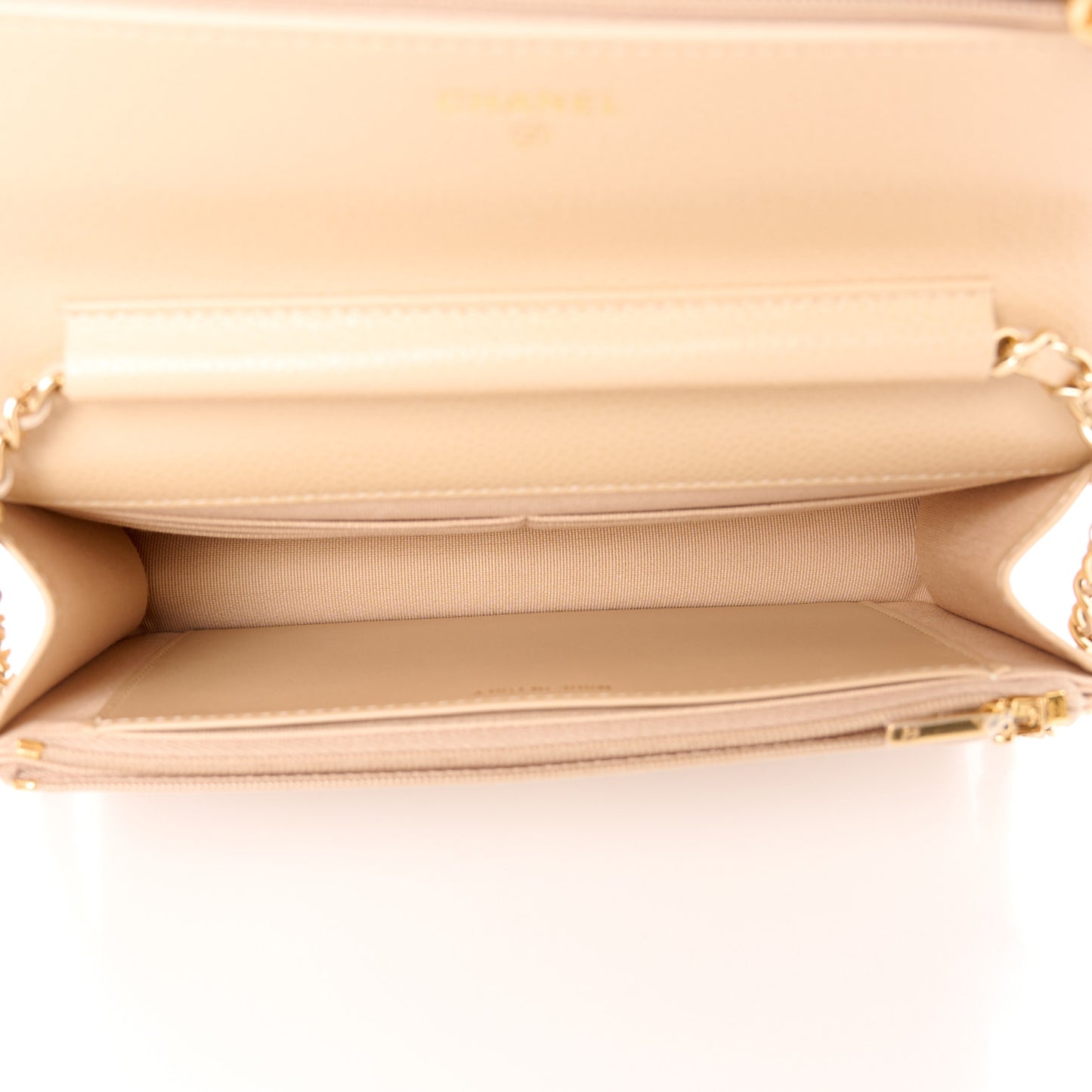 Caviar Quilted Wallet on Chain WOC Beige