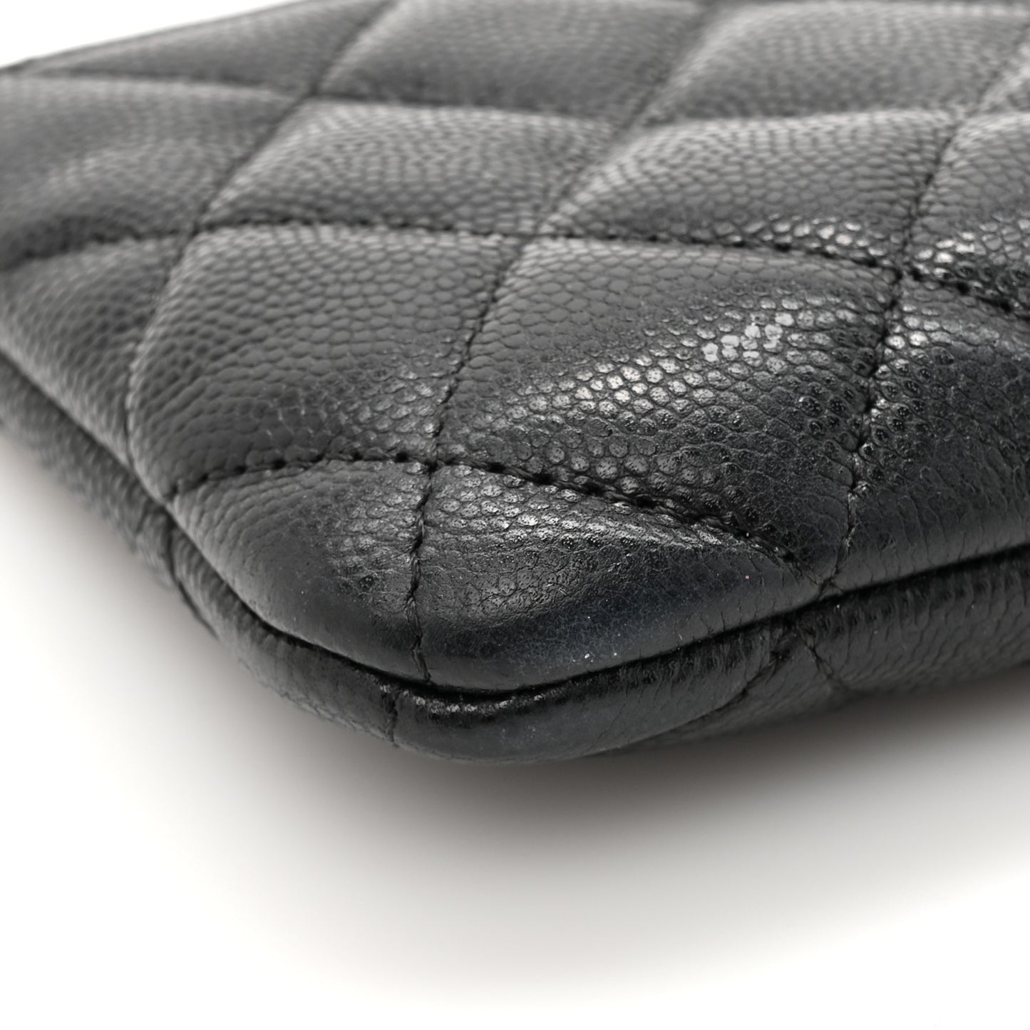 Caviar Quilted Small Pouch Black