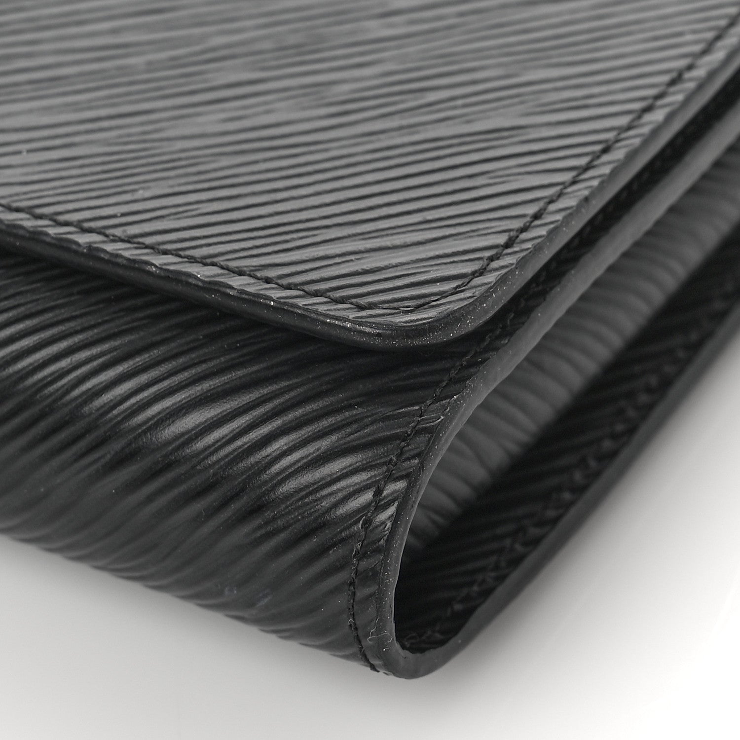 Louis Vuitton Epi Twist Chain Wallet Black 8 of 8