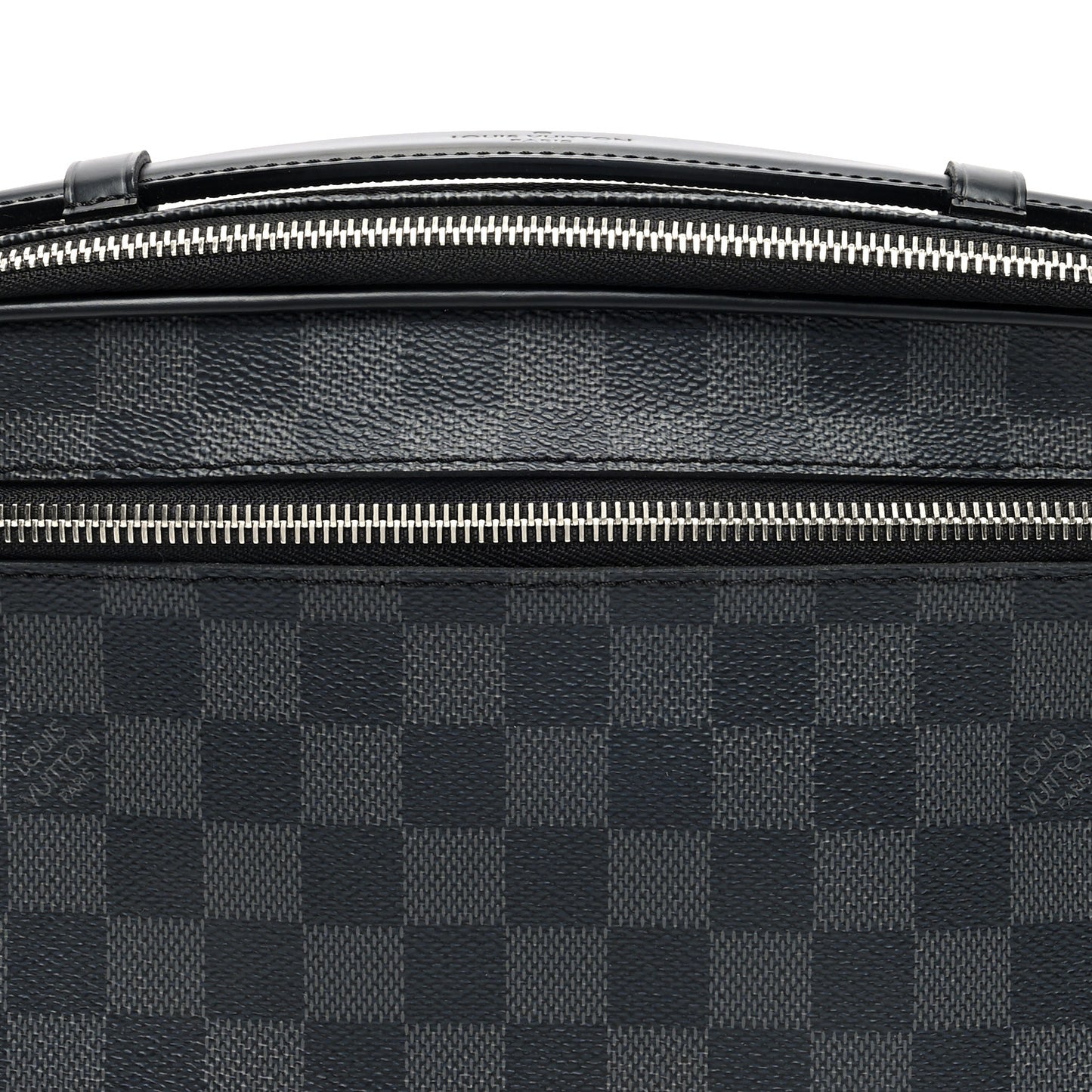 Damier Graphite Ambler