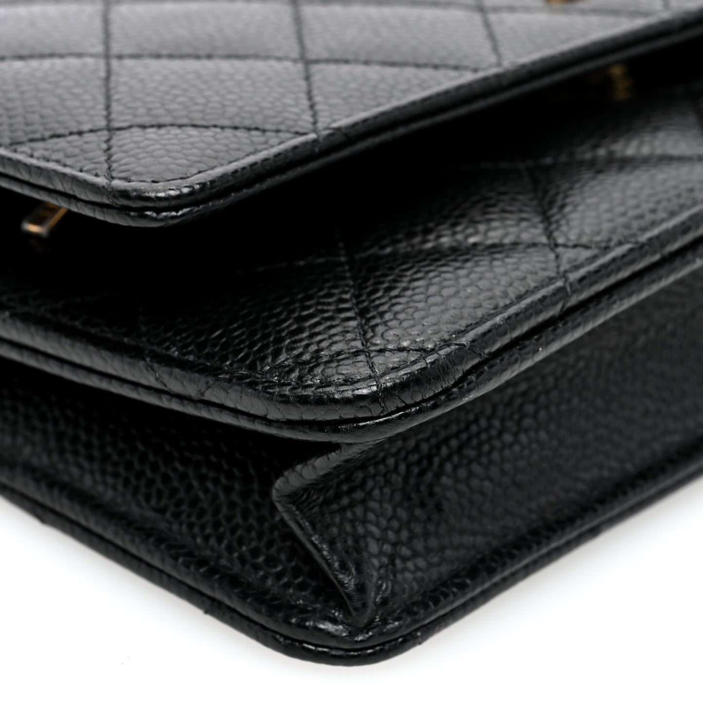 Caviar Quilted Wallet on Chain WOC Black